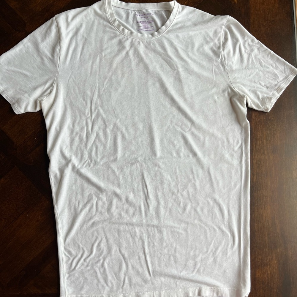 Tommy John Men's white t-shirt size L